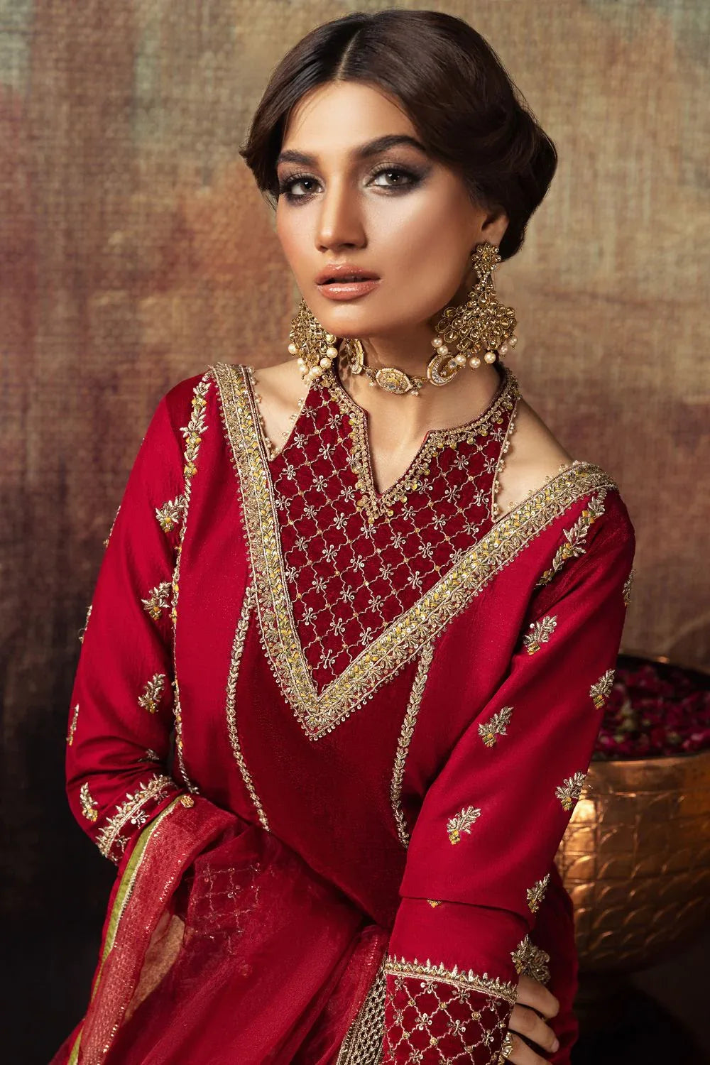 Erum Khan | Begham Jaan Bridal Formals | MALA - Aqsa Fabrics