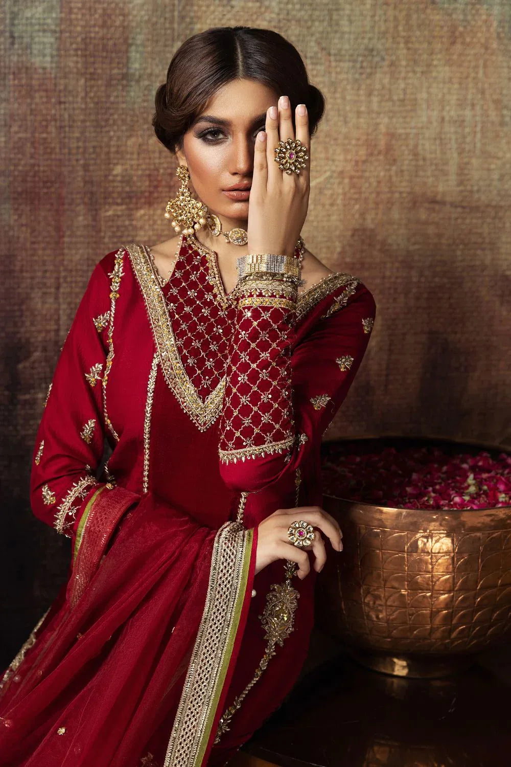 Erum Khan | Begham Jaan Bridal Formals | MALA - Aqsa Fabrics