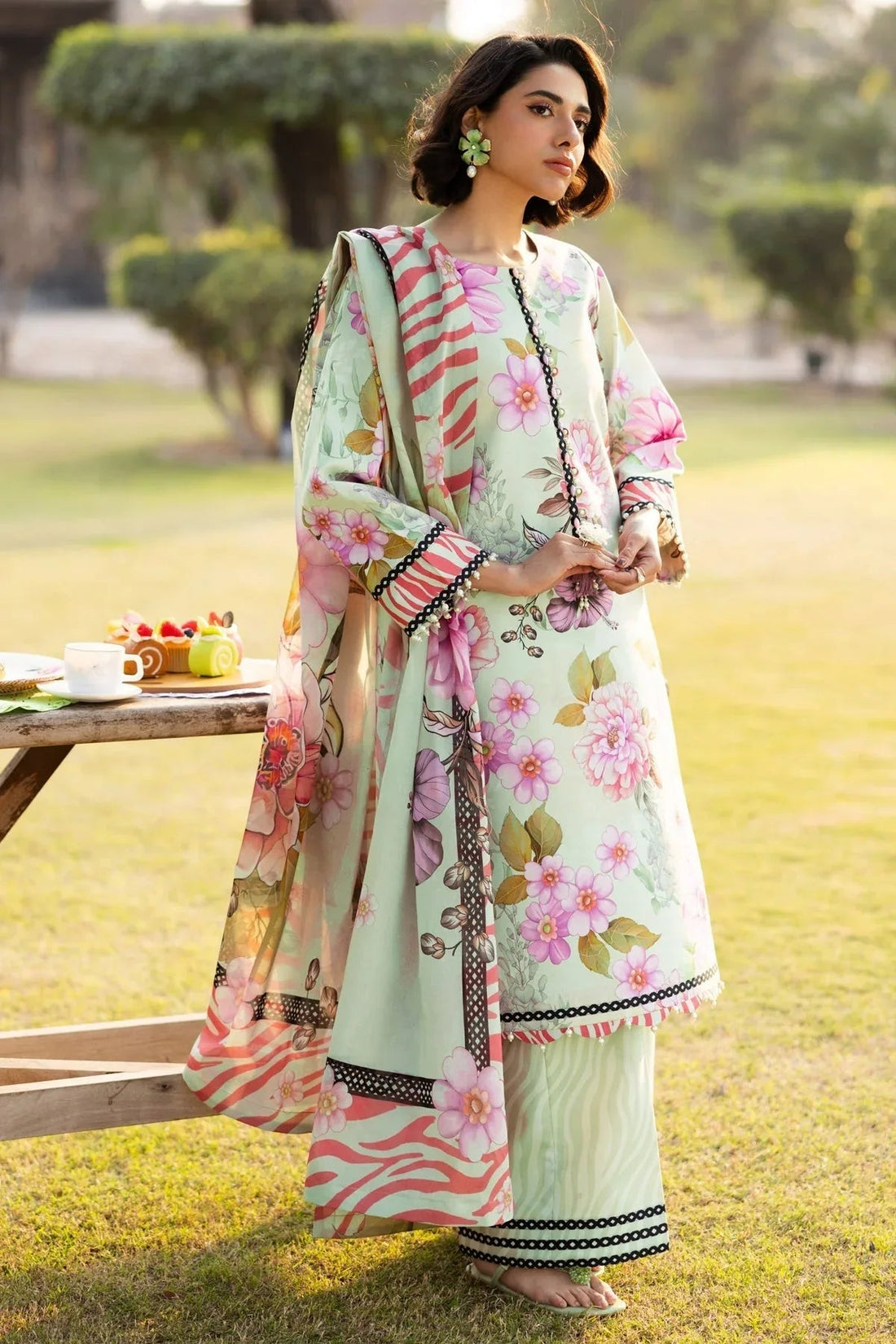 Alizeh | Sheen Lawn Prints 25 | AF-PL-6034-Cleo - Aqsa Fabrics