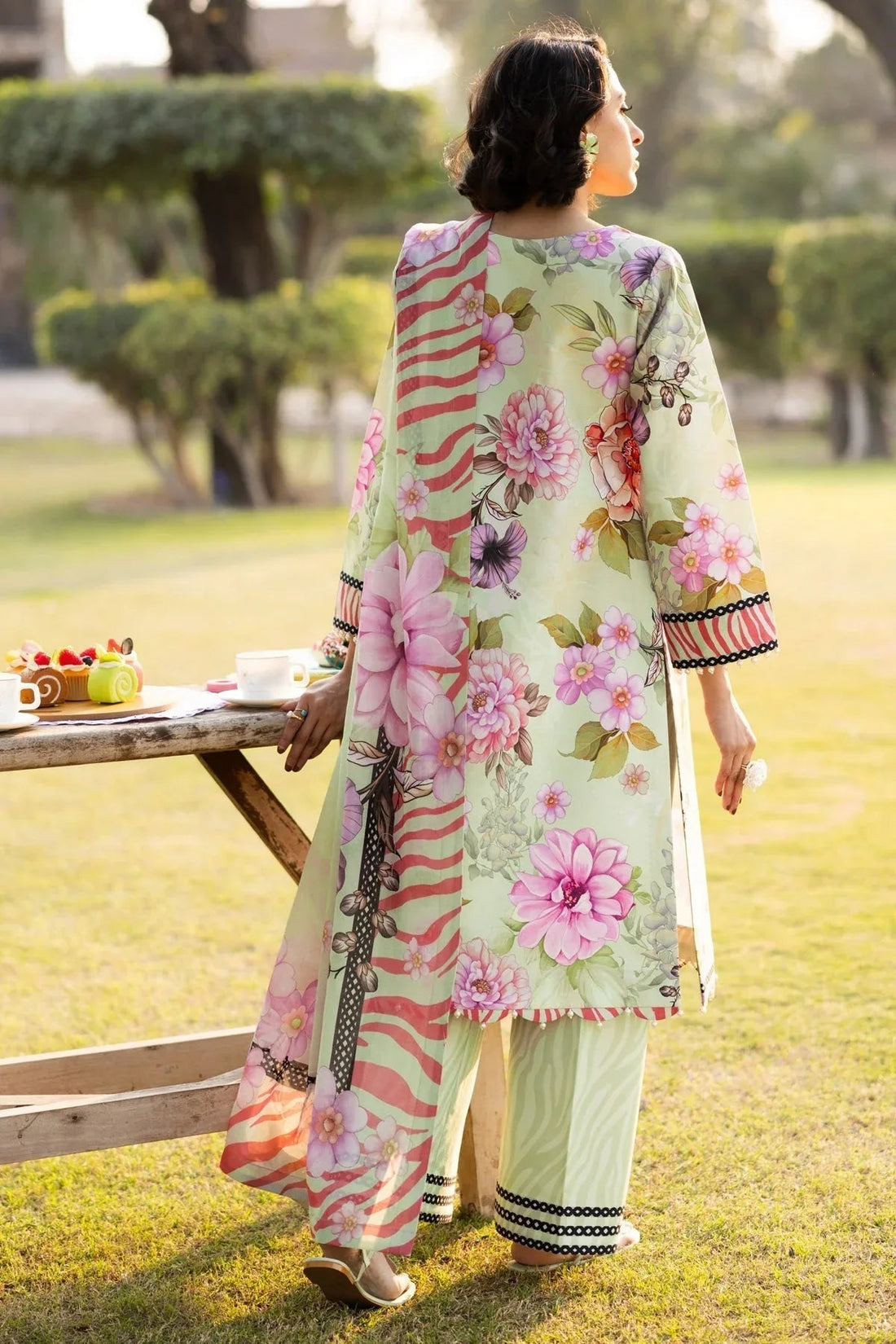 Alizeh | Sheen Lawn Prints 25 | AF-PL-6034-Cleo - Aqsa Fabrics