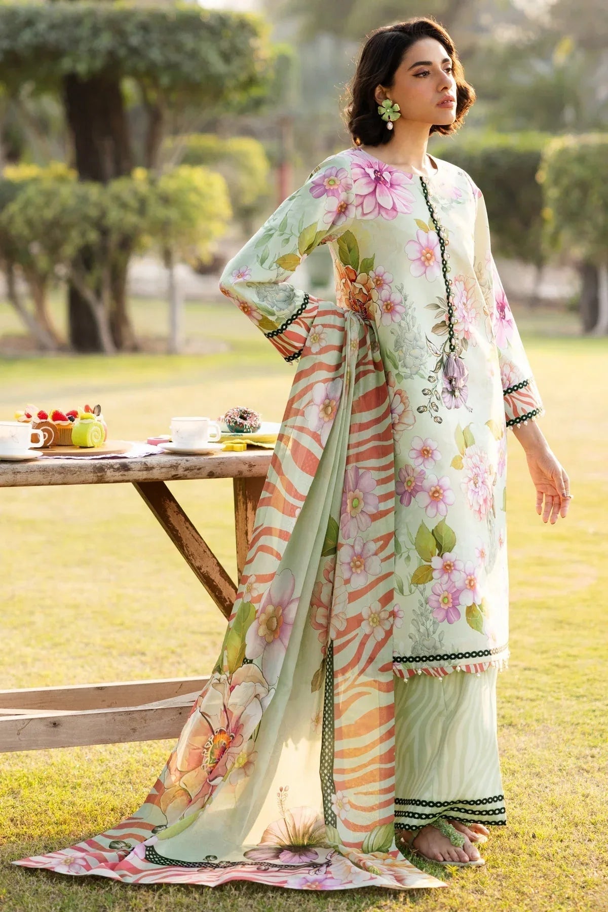 Alizeh | Sheen Lawn Prints 25 | AF-PL-6034-Cleo - Aqsa Fabrics