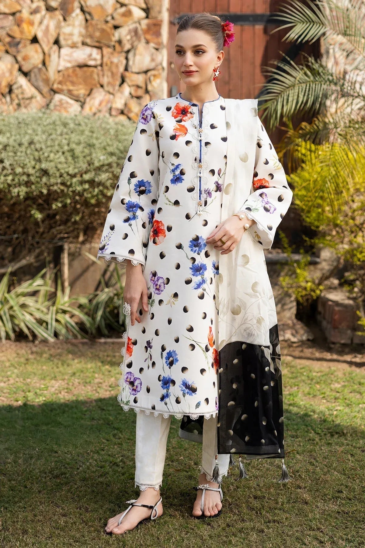 Alizeh | Sheen Lawn Prints 25 | AF-PL-6037-Loco - Aqsa Fabrics