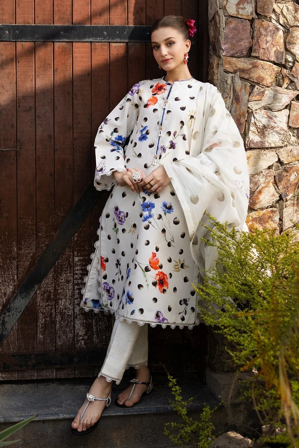 Alizeh | Sheen Lawn Prints 25 | AF-PL-6037-Loco - Aqsa Fabrics