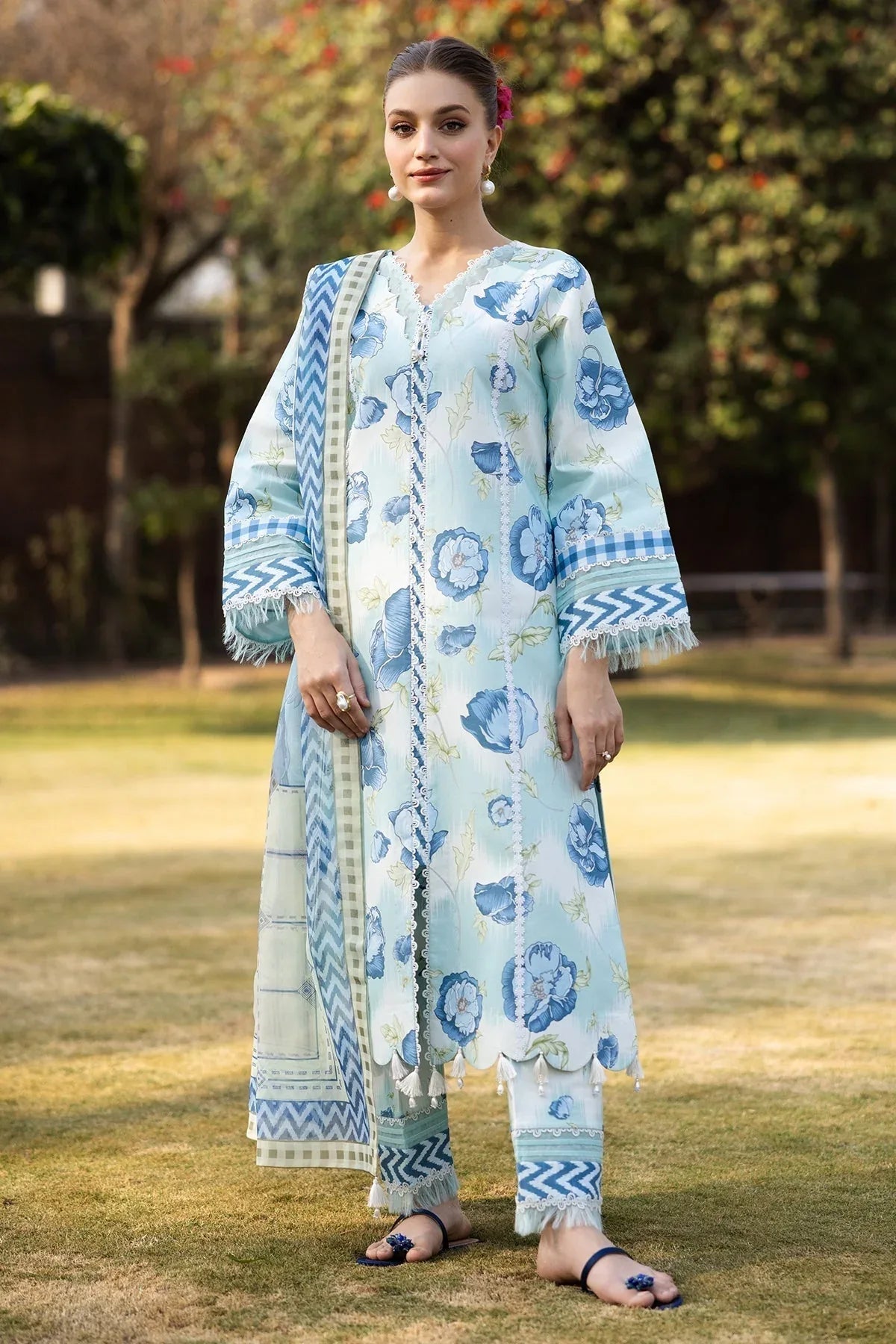 Alizeh | Sheen Lawn Prints 25 | AF-PL-6031-Laya - Aqsa Fabrics