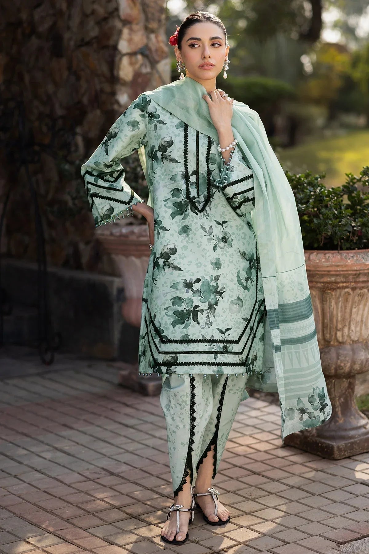 Alizeh | Sheen Lawn Prints 25 | AF-PL-6042-Arsh - Aqsa Fabrics