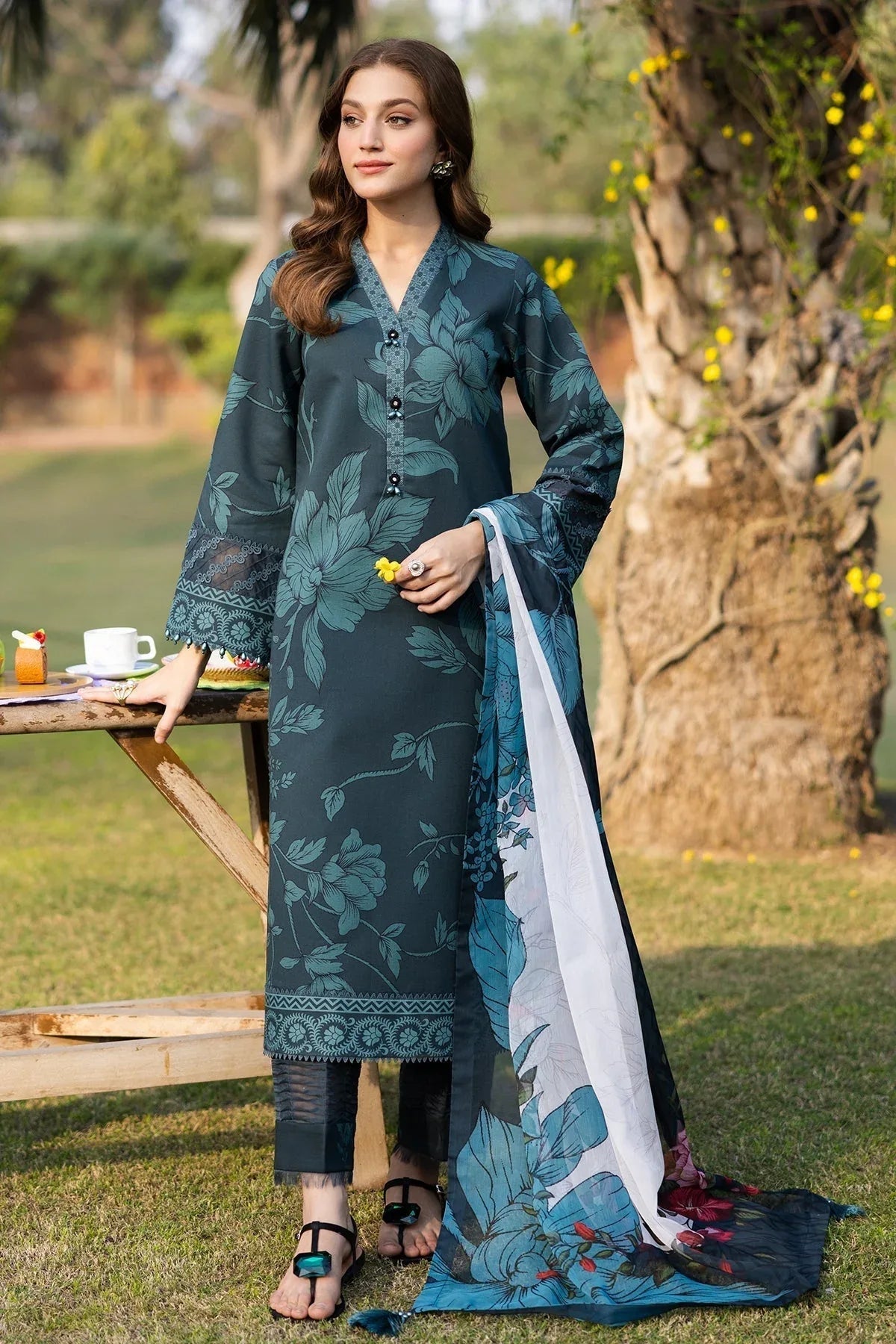 Alizeh | Sheen Lawn Prints 25 | AF-PL-6035-Nigella - Aqsa Fabrics