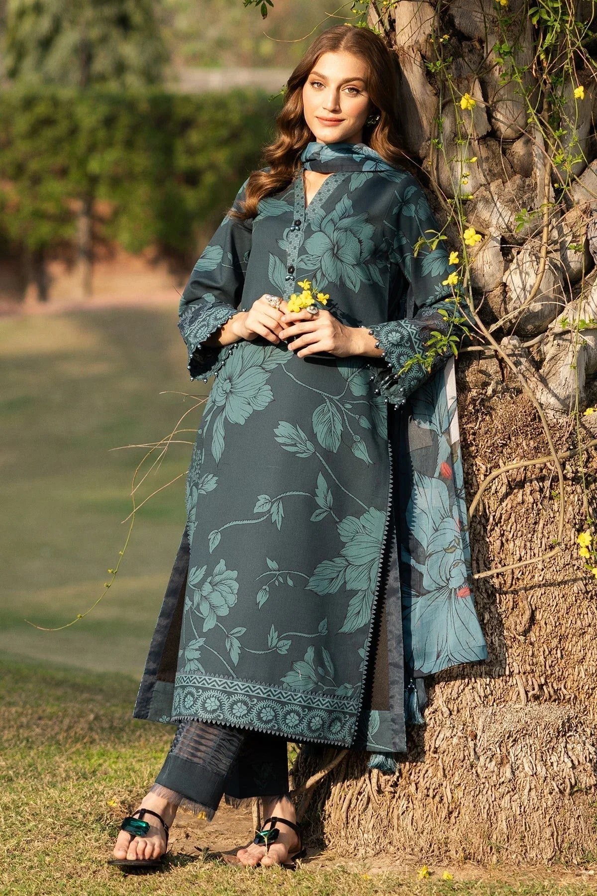 Alizeh | Sheen Lawn Prints 25 | AF-PL-6035-Nigella - Aqsa Fabrics