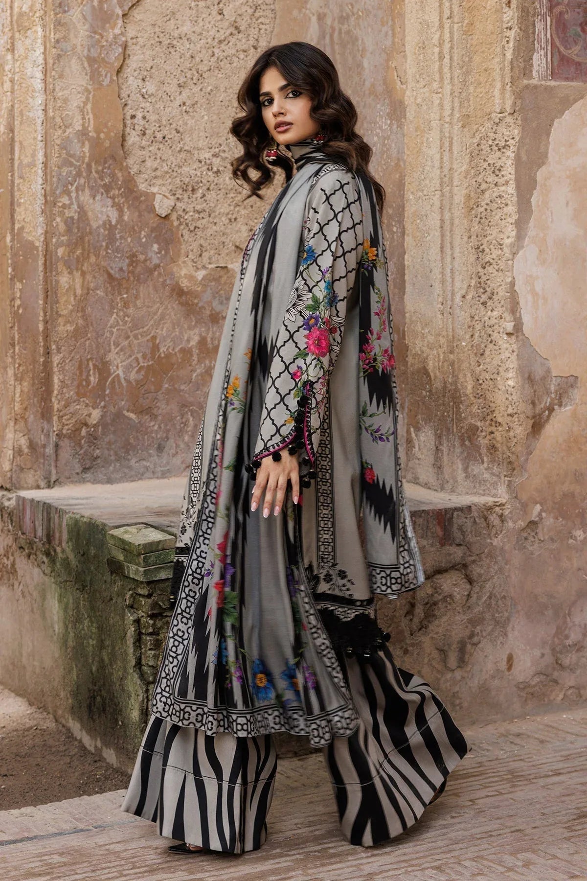 Charizma | Winter Collection | DSCW5-04 - Aqsa Fabrics
