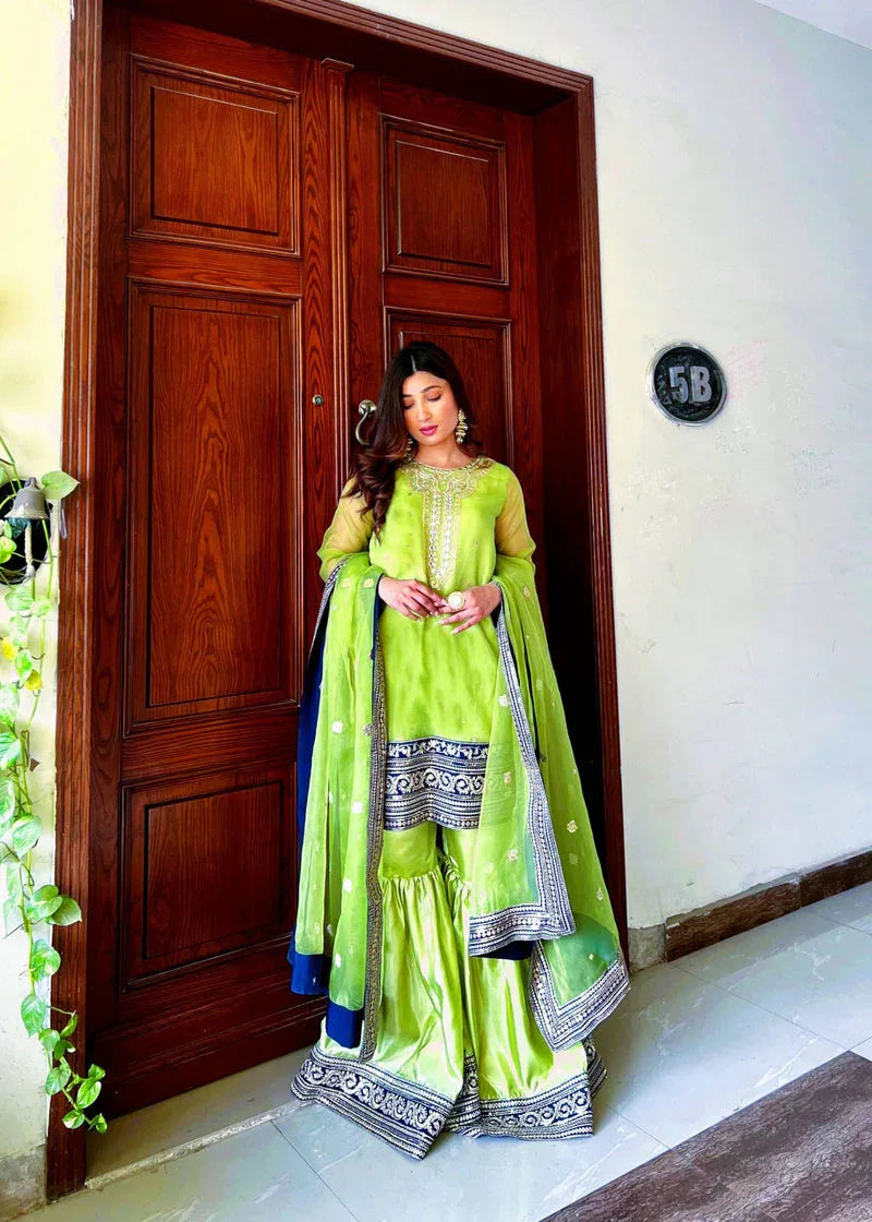 Daud Abbas | Formals Collection | Nayab - Aqsa Fabrics