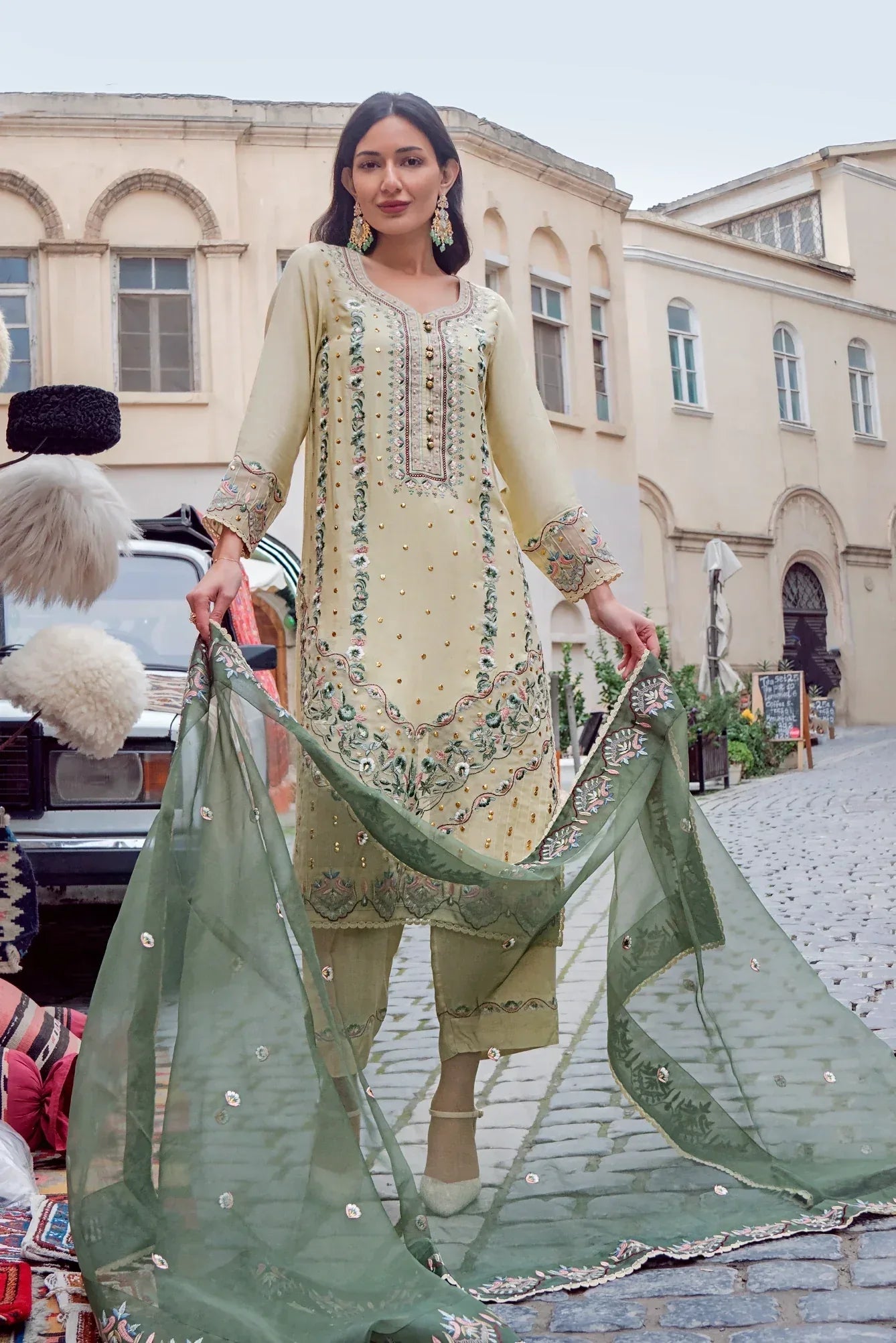 Muntaha | Noore e Zaib | Lime - Nazneen - Aqsa Fabrics