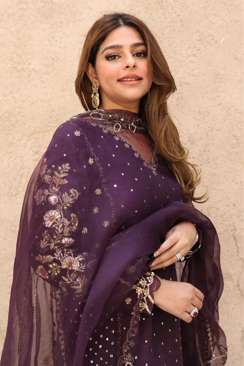 Muntaha | Formals | Zarnish - Aqsa Fabrics