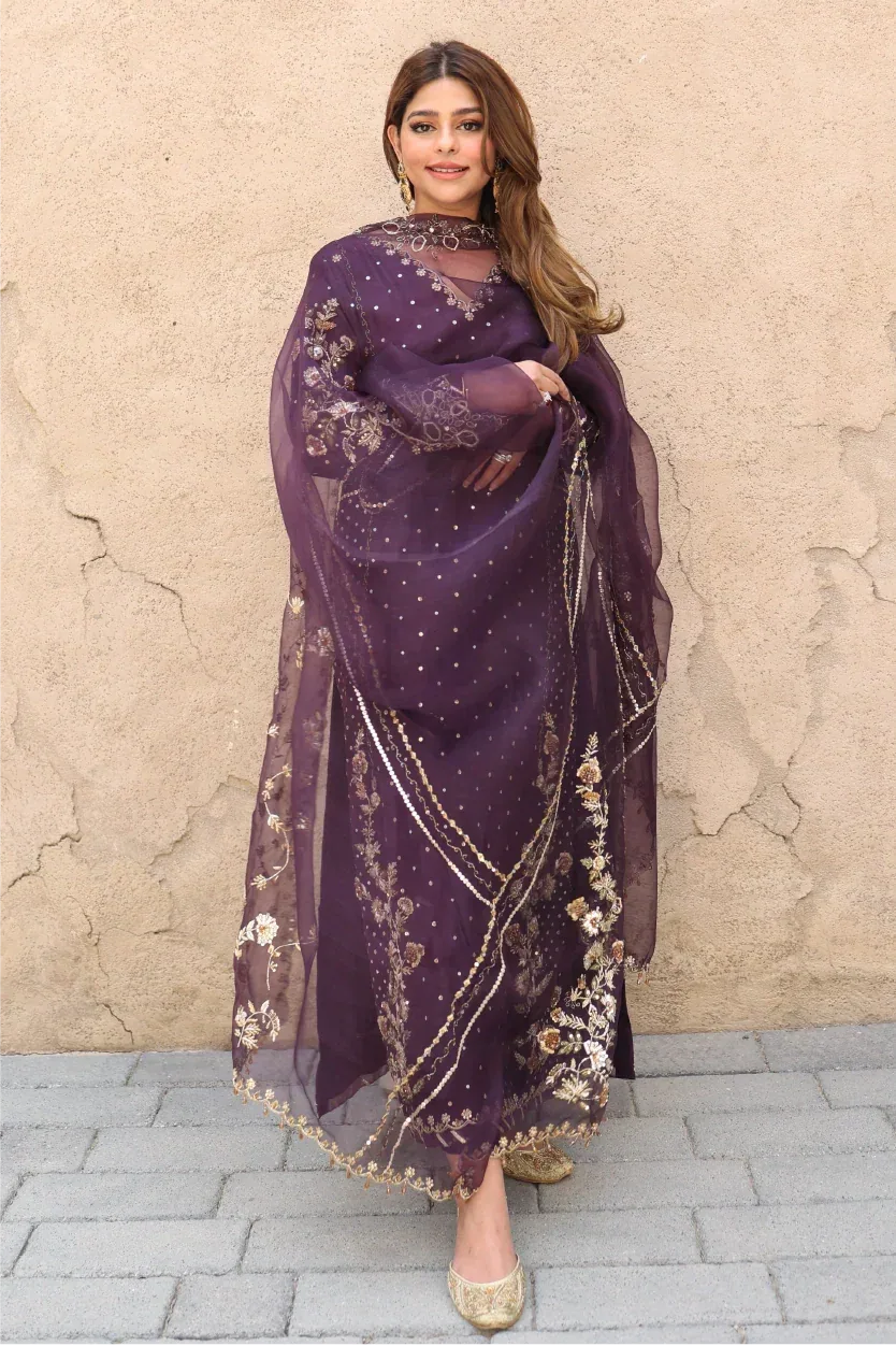 Muntaha | Formals | Zarnish - Aqsa Fabrics