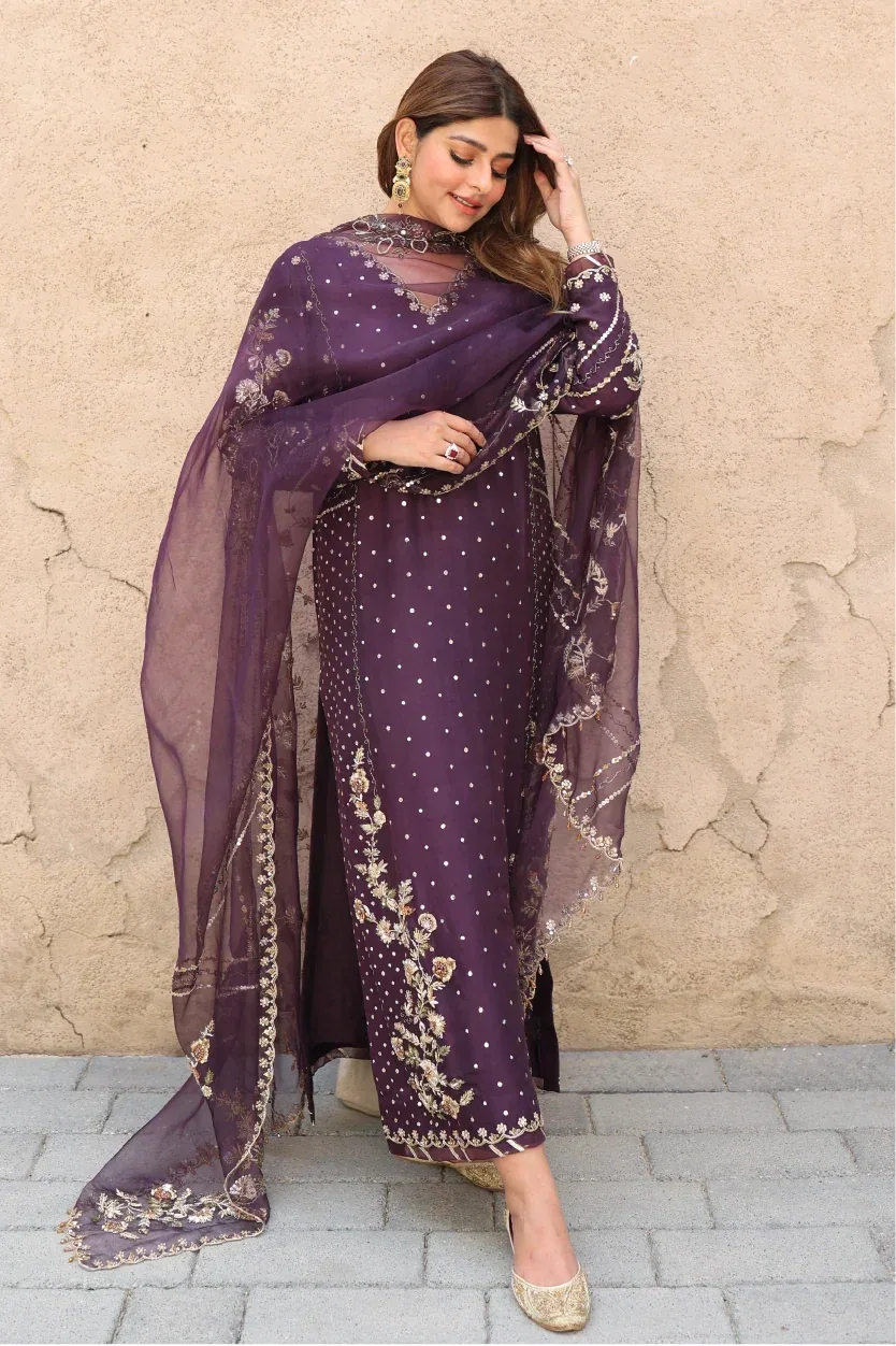 Muntaha | Formals | Zarnish - Aqsa Fabrics