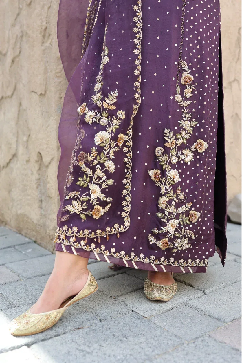 Muntaha | Formals | Zarnish - Aqsa Fabrics