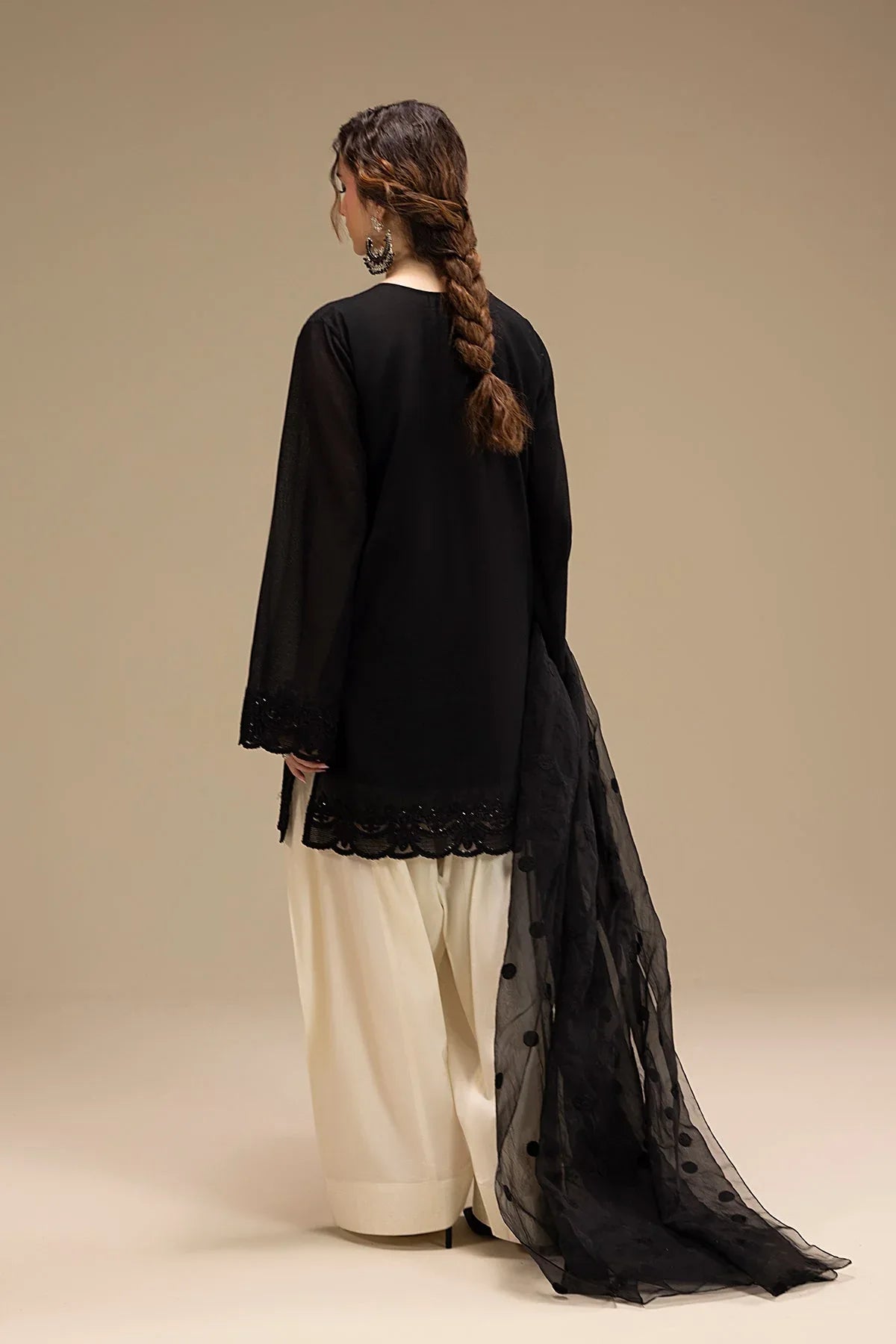 Erum Khan | Lillia Summer Edit | Night Petal - Aqsa Fabrics