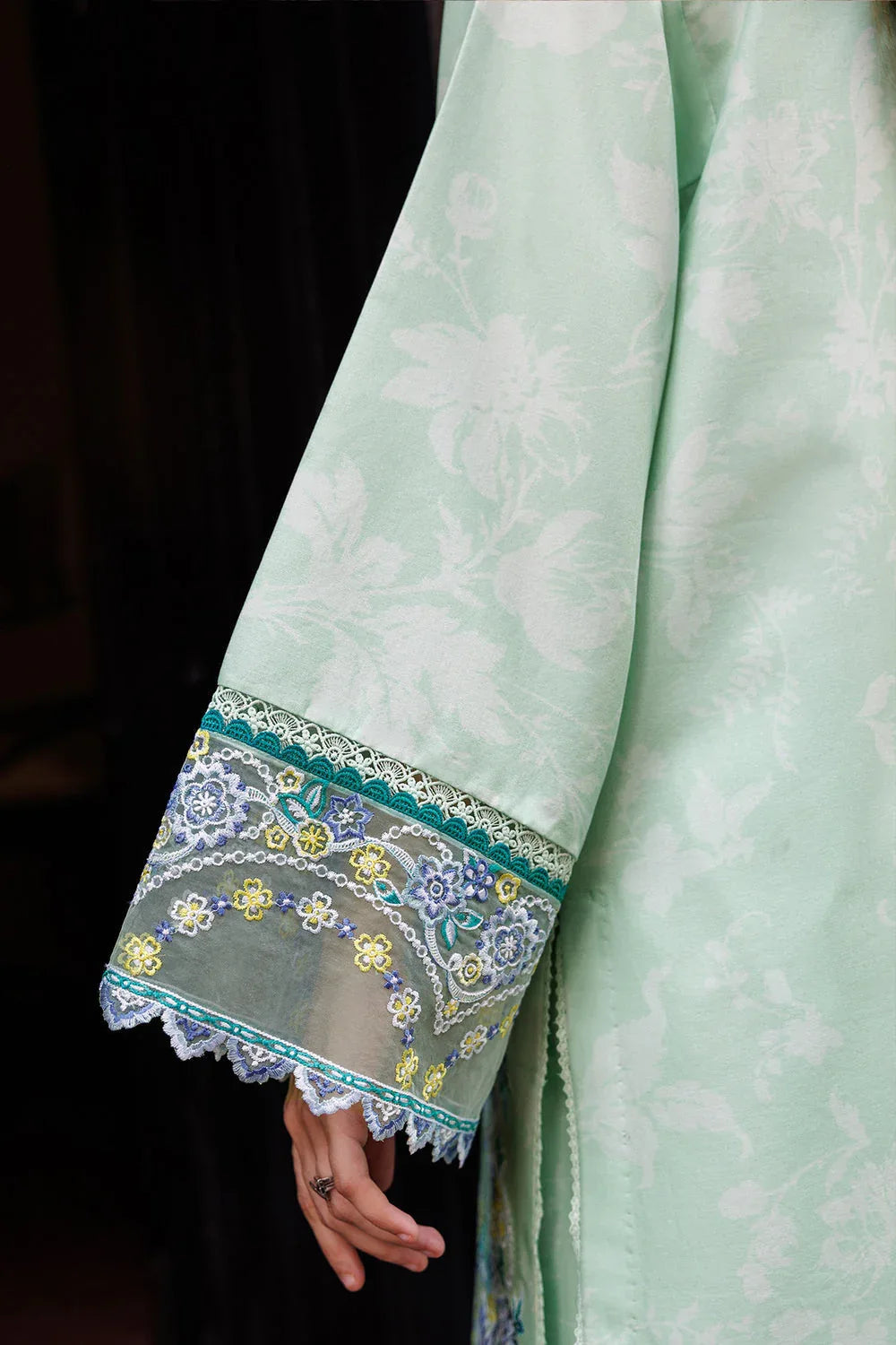 Farasha | Printed Essentials | Mistell - Aqsa Fabrics