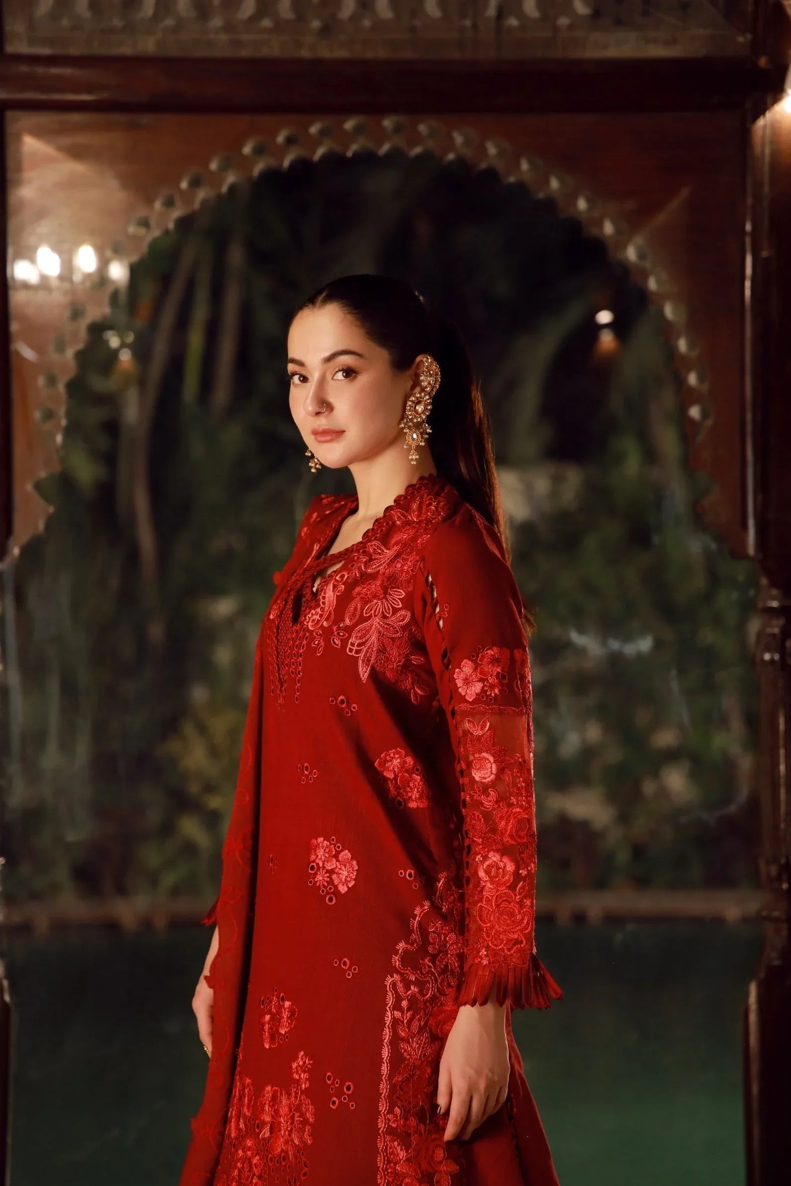 Maryam Hussain | Winter Shawl 25 | Riya - Aqsa Fabrics