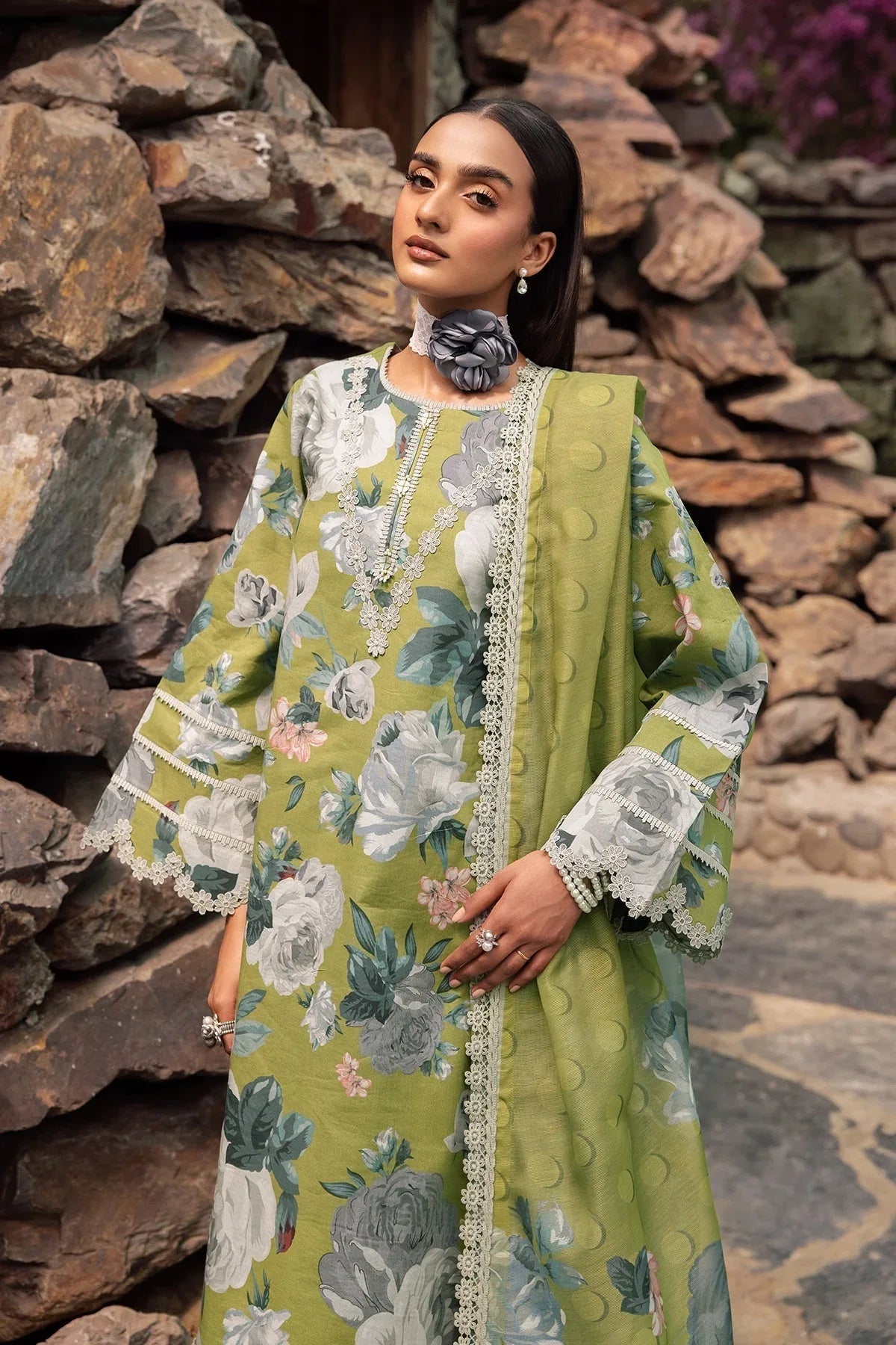 Alizeh | Sheen Lawn Prints 24 | JAZMIN - Aqsa Fabrics