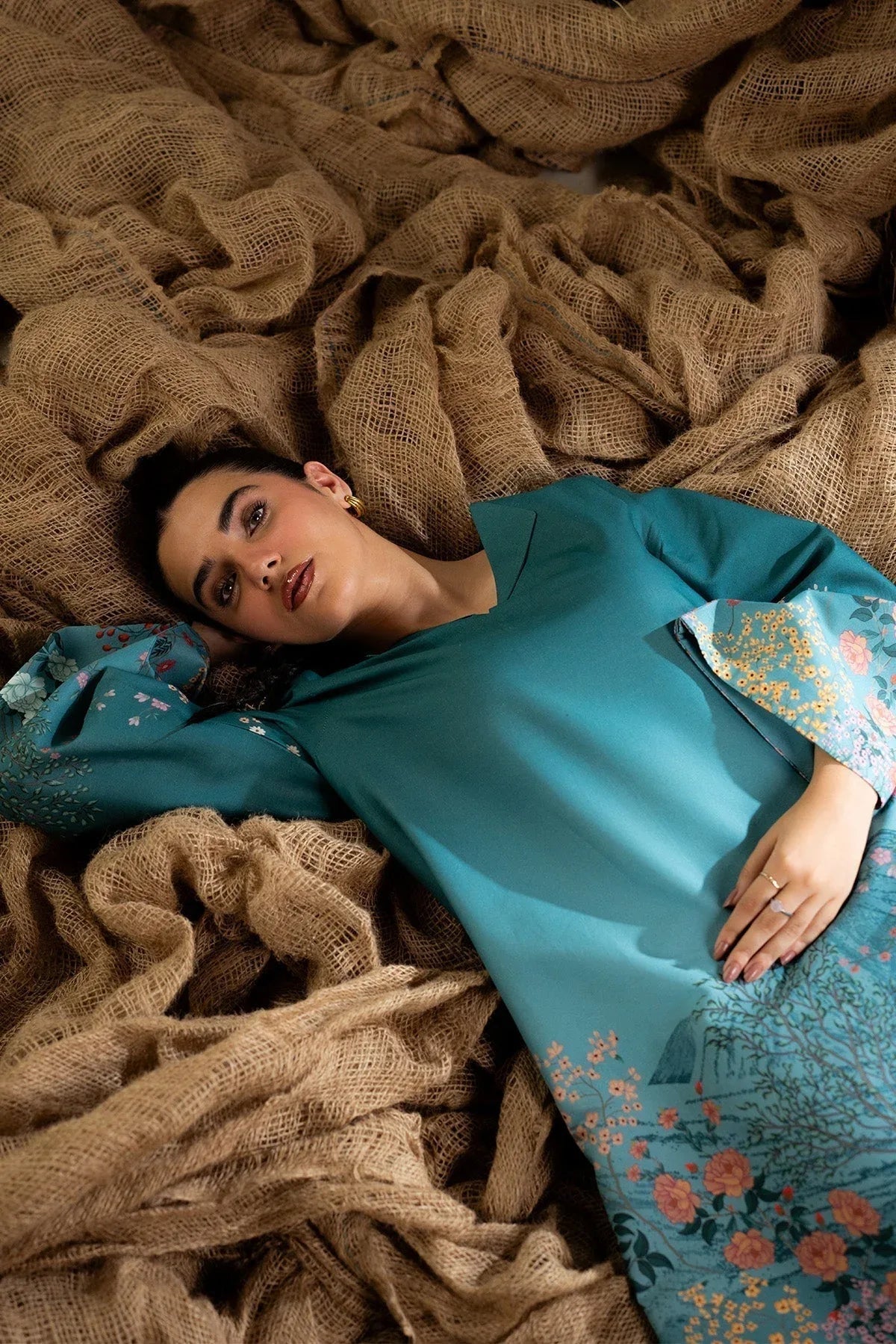 Afrozeh | Coords 25 | Frayed - Aqsa Fabrics