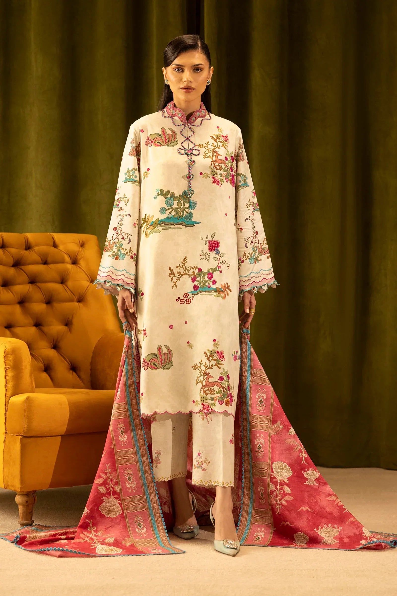Sana Safinaz | Muzlin Winter 25 | 014A - Aqsa Fabrics