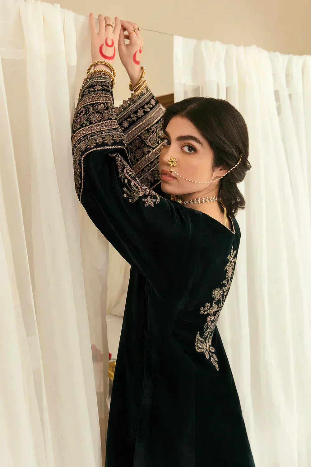 Baroque | Jahanara Luxury Velvet 23 | UF-249 - Aqsa Fabrics