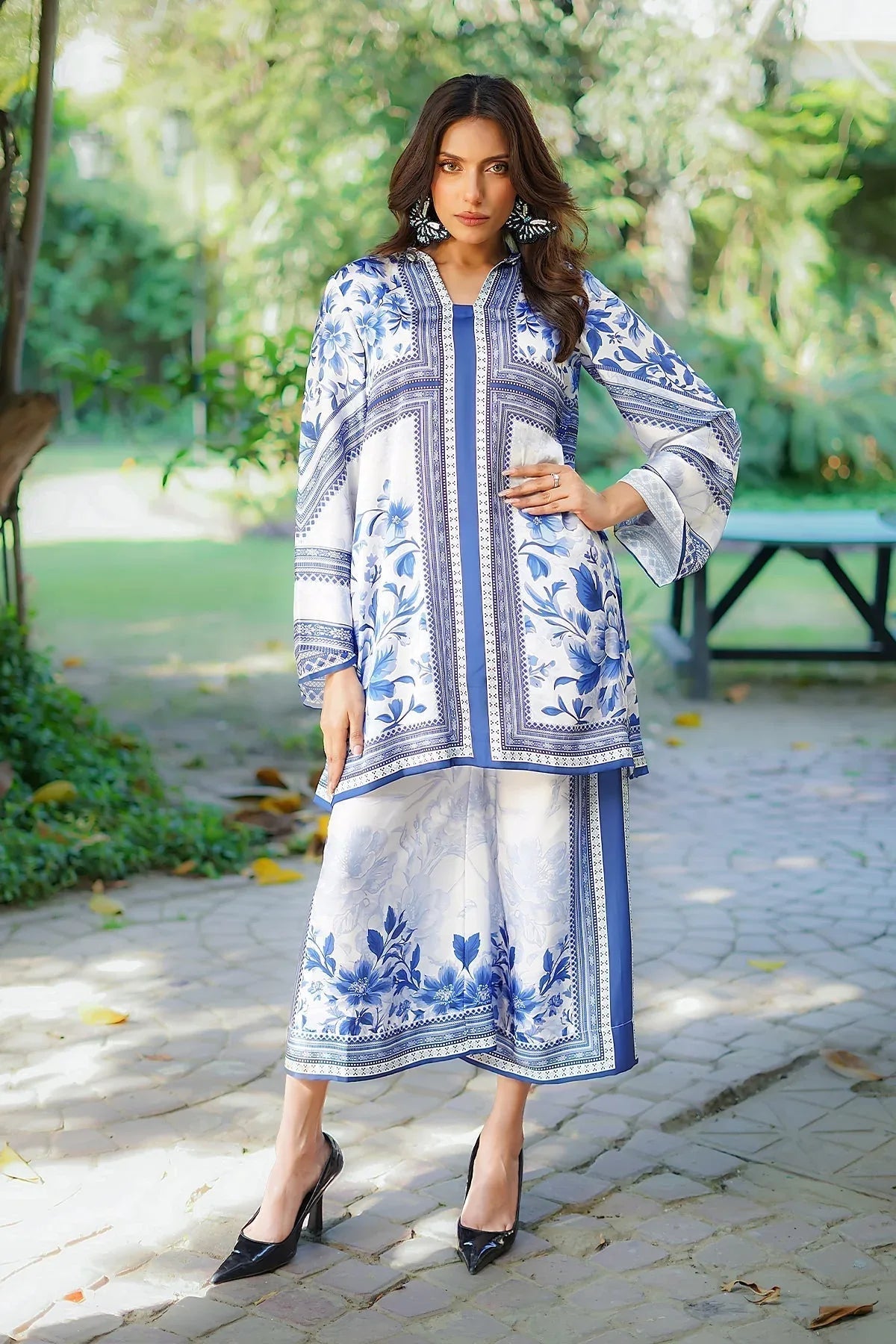 Erum Khan | Nue 25 | Ocean Harmony - Aqsa Fabrics