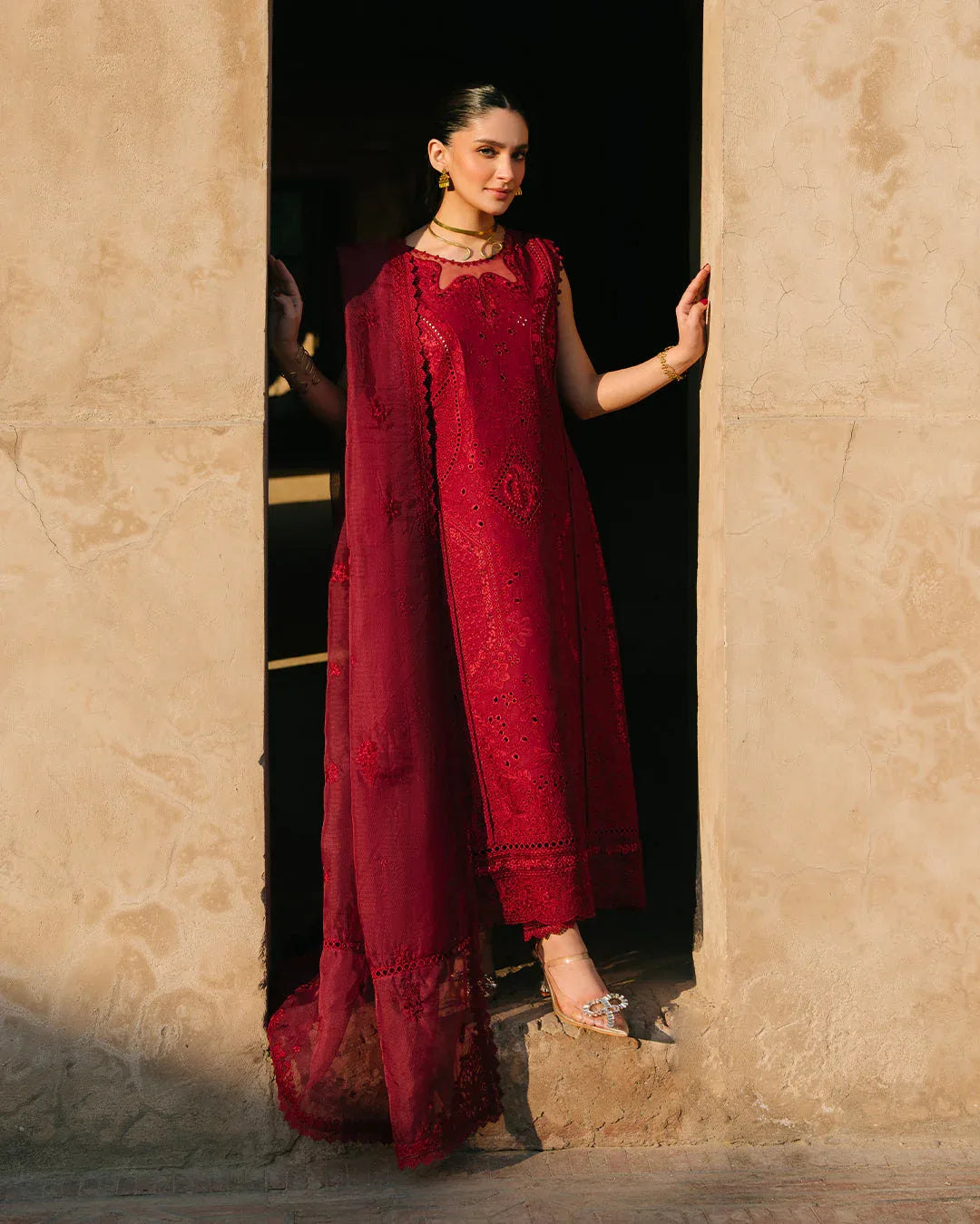 Amira