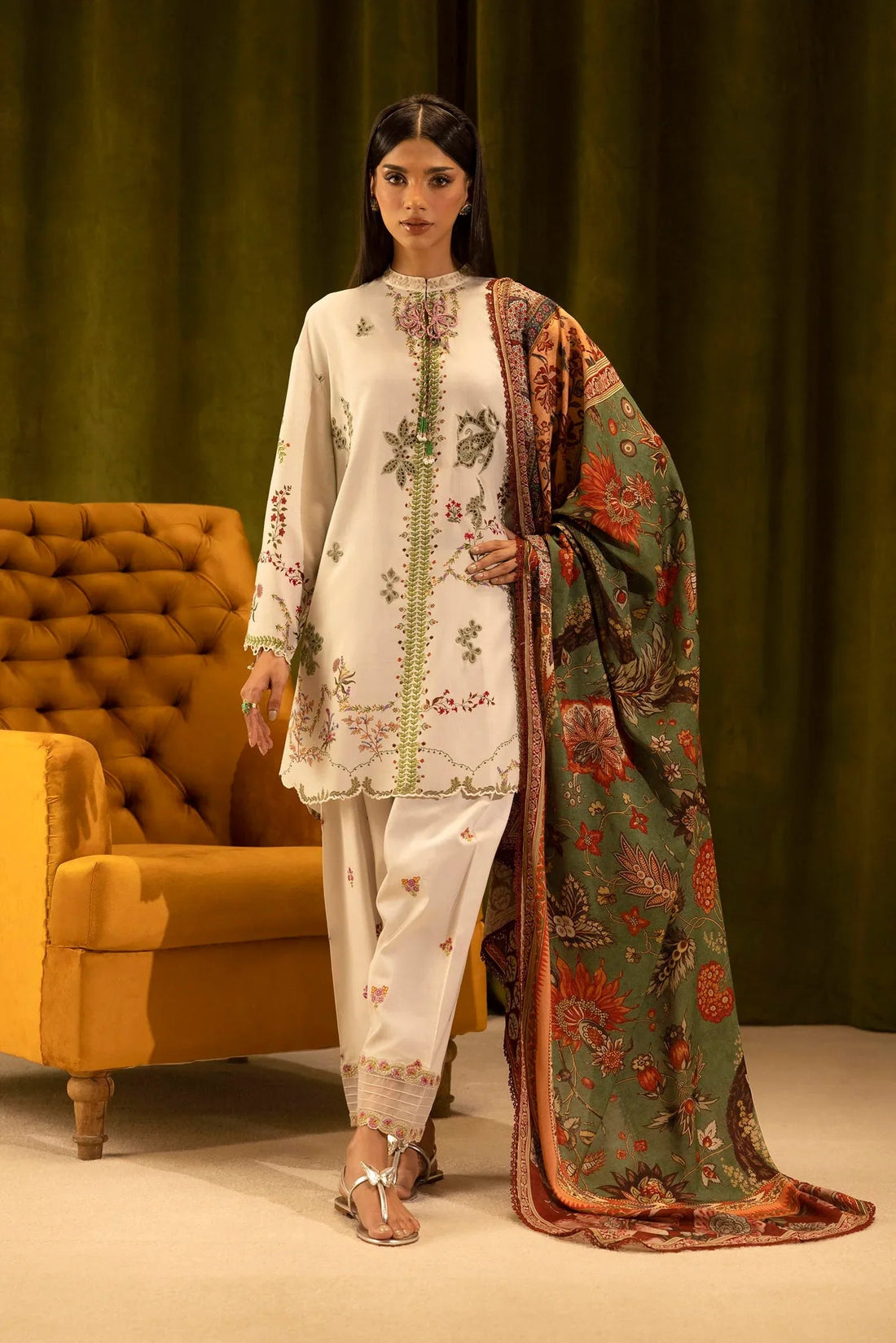 Sana Safinaz | Muzlin Winter 25 | 015A - Aqsa Fabrics
