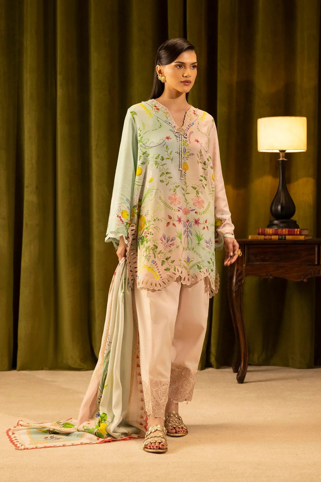 Sana Safinaz | Muzlin Winter 25 | 017A - Aqsa Fabrics