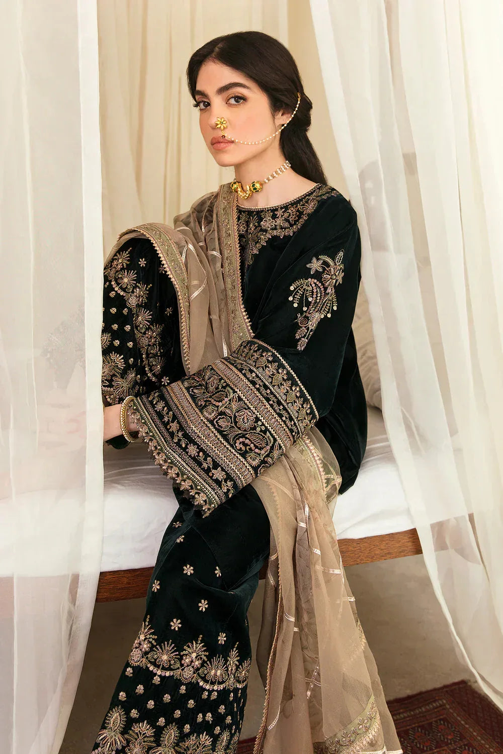 Baroque | Jahanara Luxury Velvet 23 | UF-249 - Aqsa Fabrics