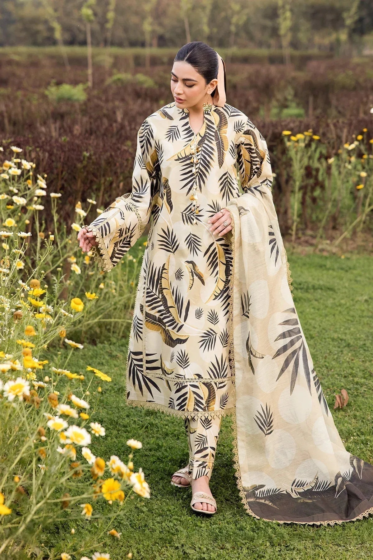 Alizeh | Sheen Lawn Prints 24 | DAFFODIL - Aqsa Fabrics