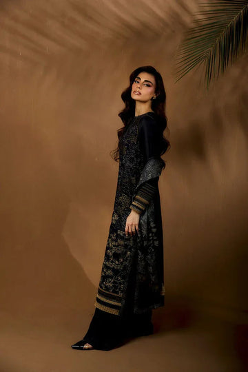 Sobia Nazir | Winter Shawl 25 | Design 1A - Aqsa Fabrics
