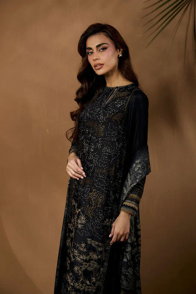 Sobia Nazir | Winter Shawl 25 | Design 1A - Aqsa Fabrics