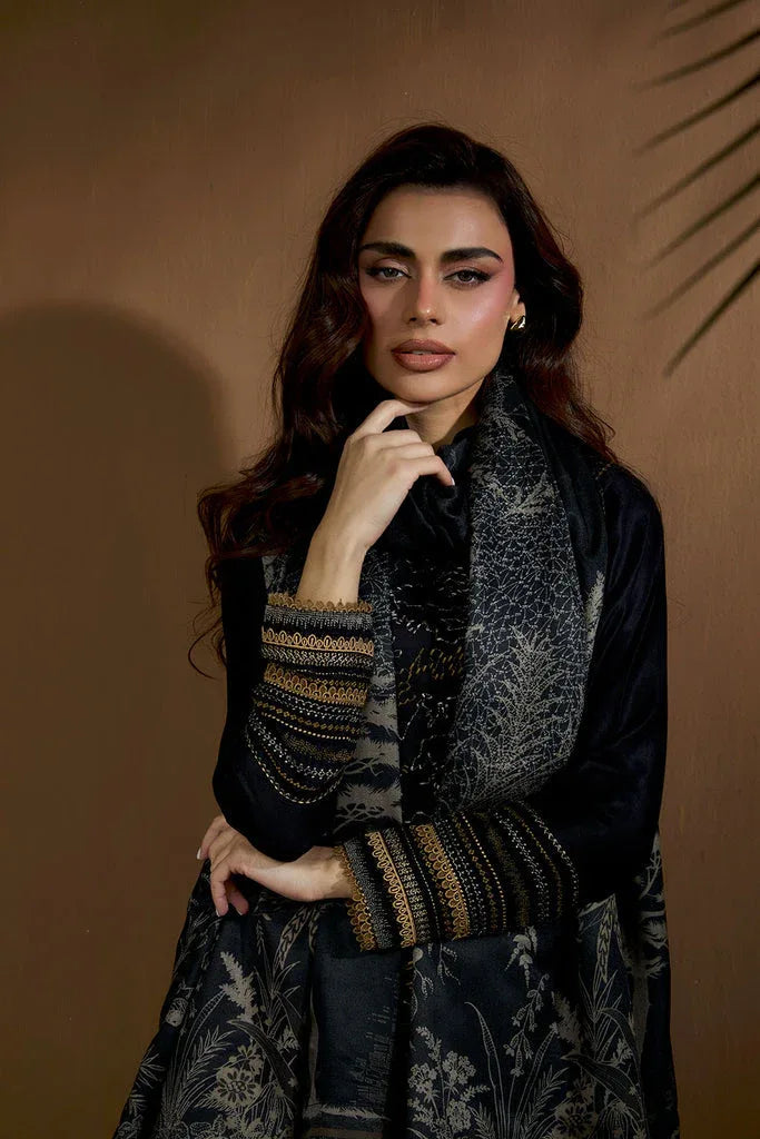 Sobia Nazir | Winter Shawl 25 | Design 1A - Aqsa Fabrics