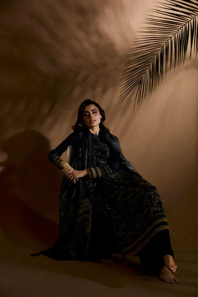 Sobia Nazir | Winter Shawl 25 | Design 1A - Aqsa Fabrics