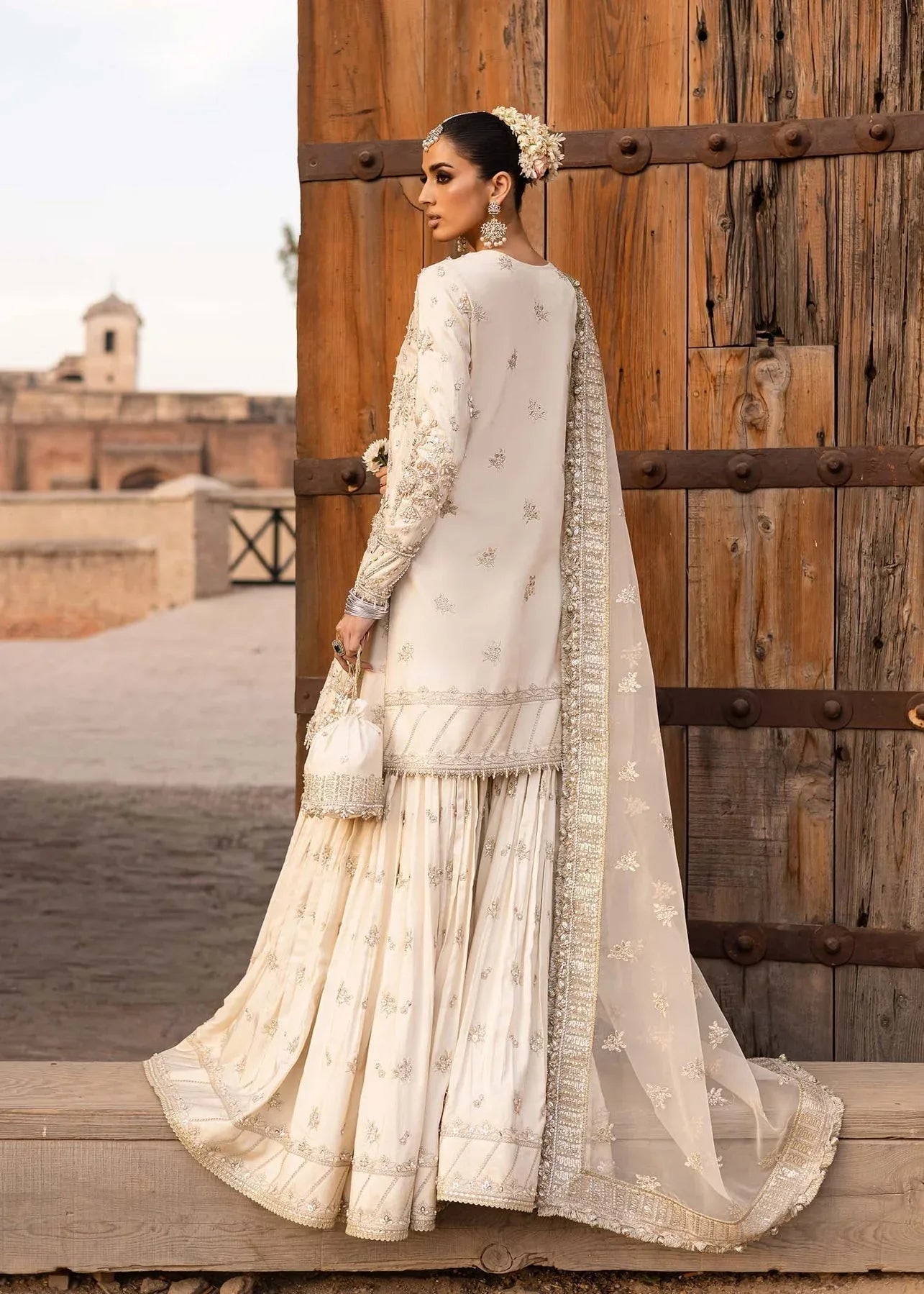 Akbar Aslam | Dastaan Luxury Formals | Roshaneh - Aqsa Fabrics