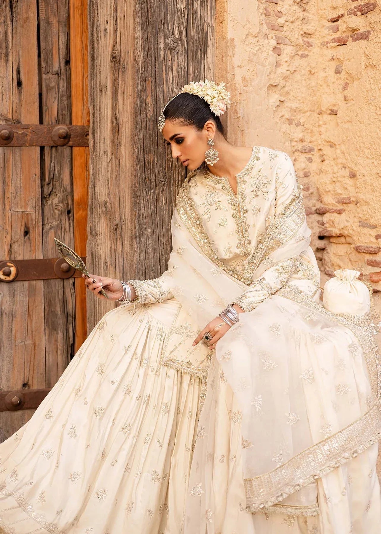 Akbar Aslam | Dastaan Luxury Formals | Roshaneh - Aqsa Fabrics