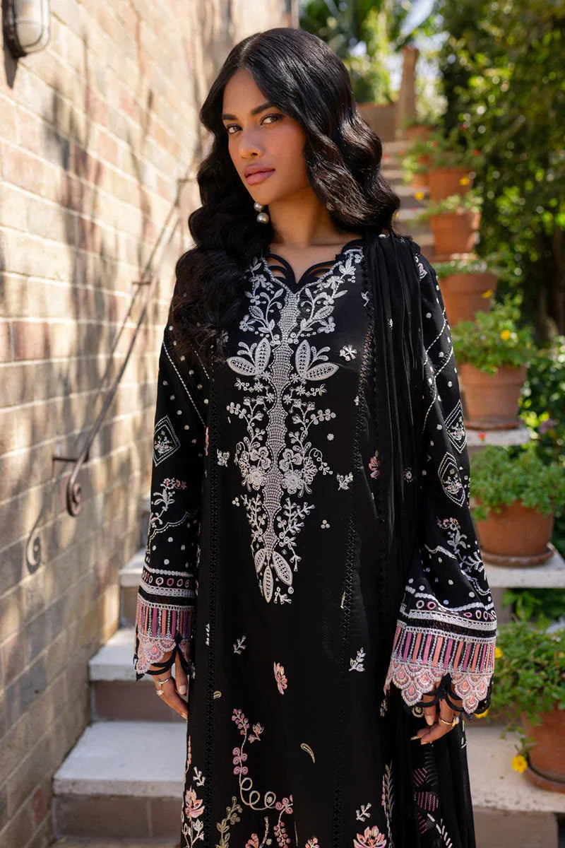 Qalamkar | Q Line Lawn 25 | QM-04 Gigi - Aqsa Fabrics