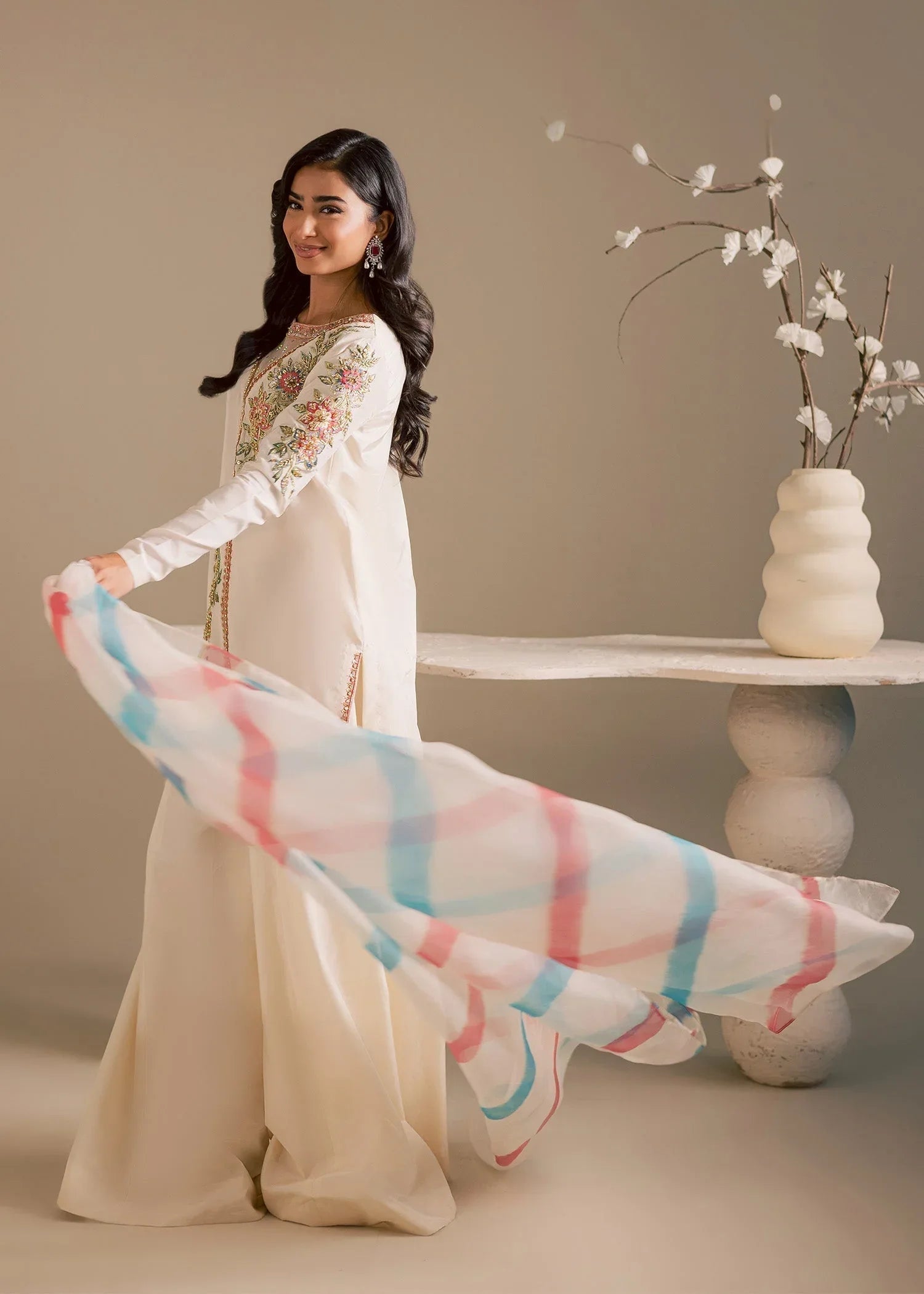 Maria Osama Khan | Noir Bliss Luxury Formals | Pearl Whisper - Aqsa Fabrics