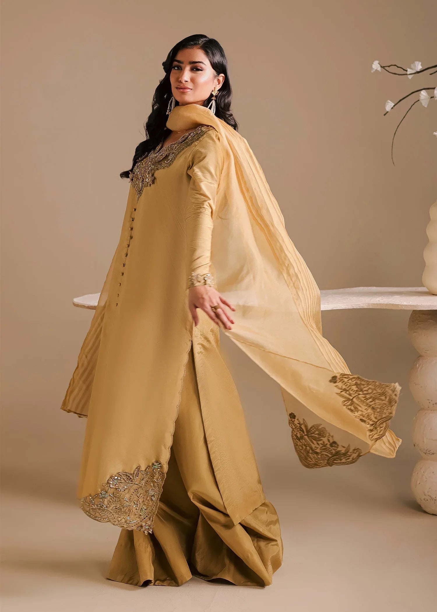 Maria Osama Khan | Noir Bliss Luxury Formals | Golden Ember - Aqsa Fabrics