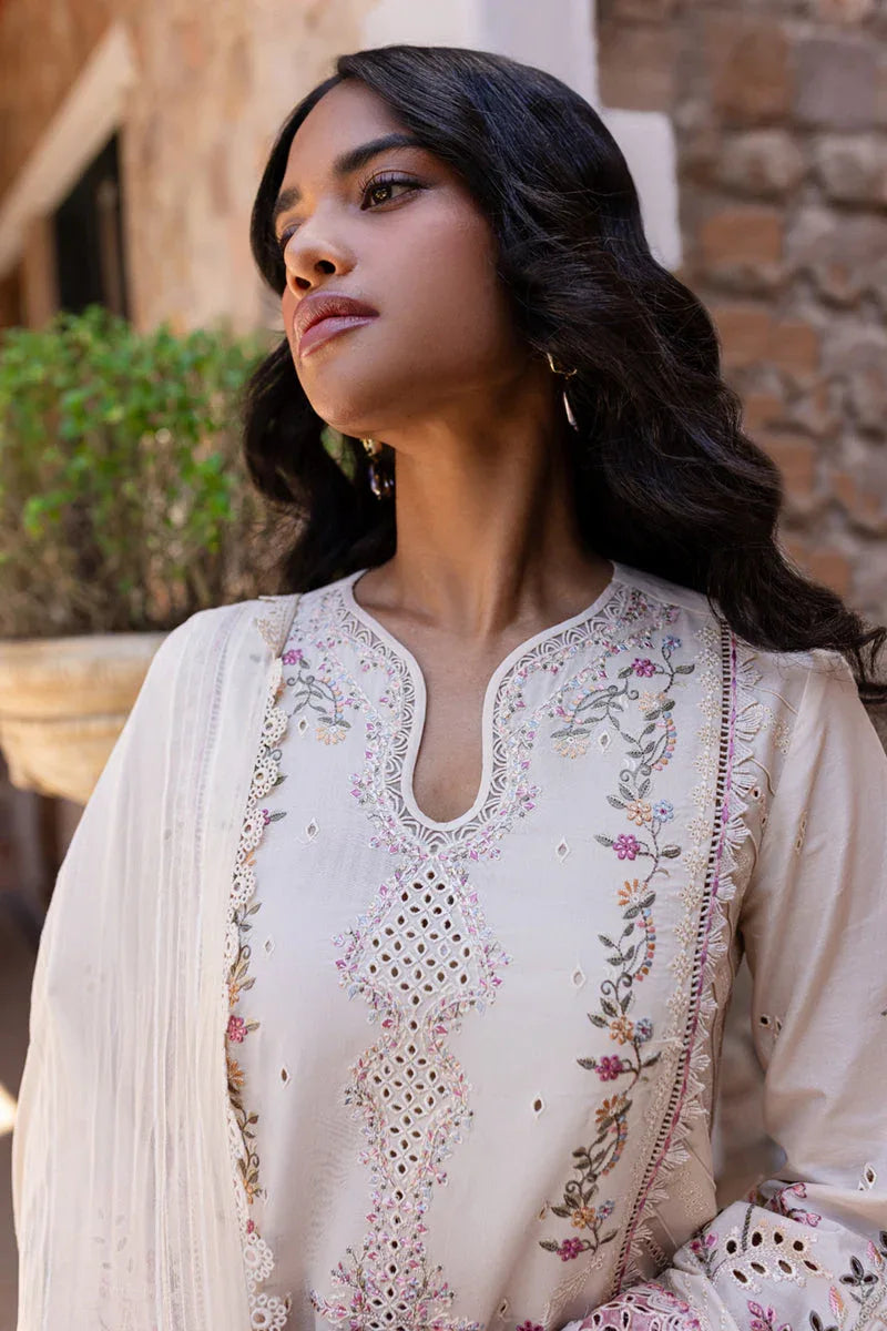 Qalamkar | Q Line Lawn 25 | QM-02 Cheri - Aqsa Fabrics