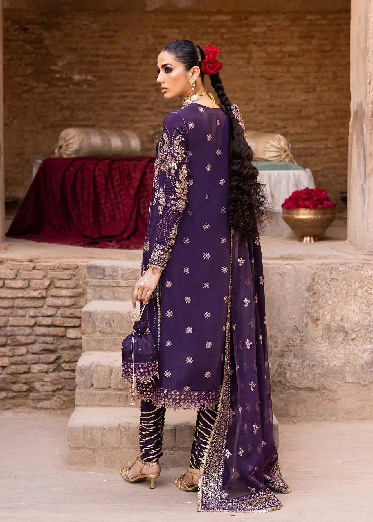 Akbar Aslam | Dastaan Luxury Formals | Haniye - Aqsa Fabrics