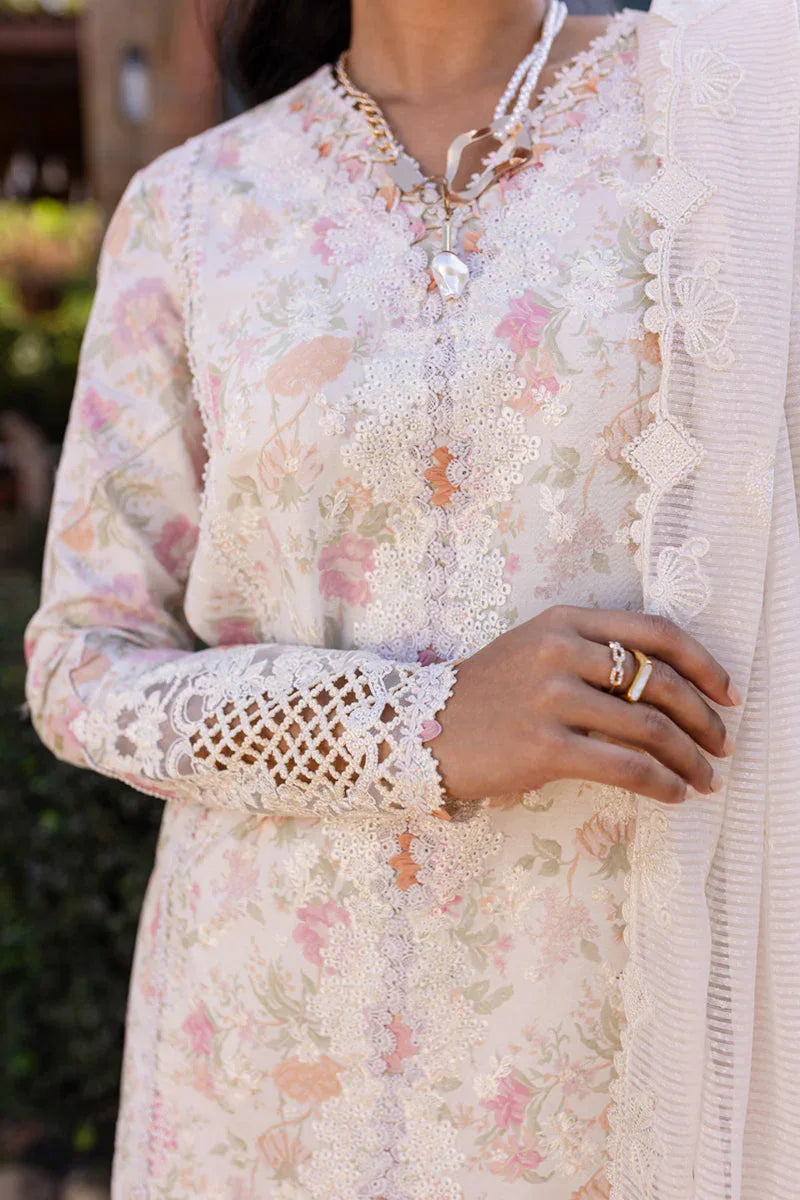 Qalamkar | Q Line Lawn 25 | QM-18 Feeha - Aqsa Fabrics