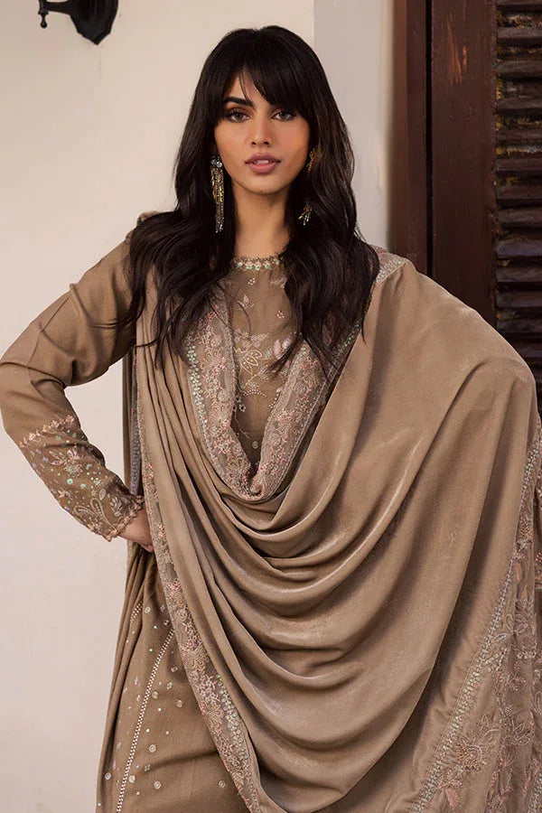 Nureh | Exclusive Leather Peach | NE-212 - Aqsa Fabrics