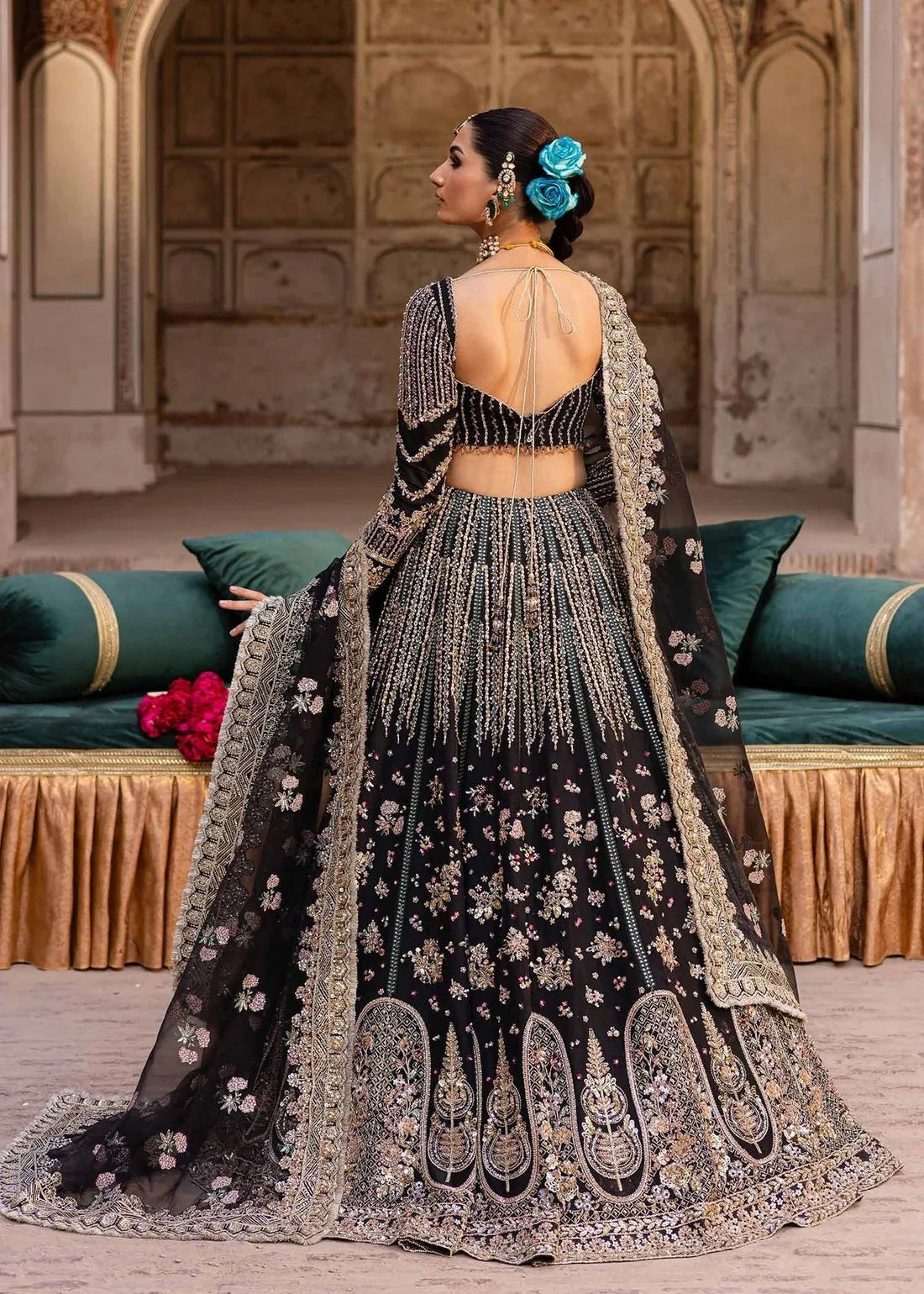 Akbar Aslam | Dastaan Luxury Formals | Nehaab - Aqsa Fabrics