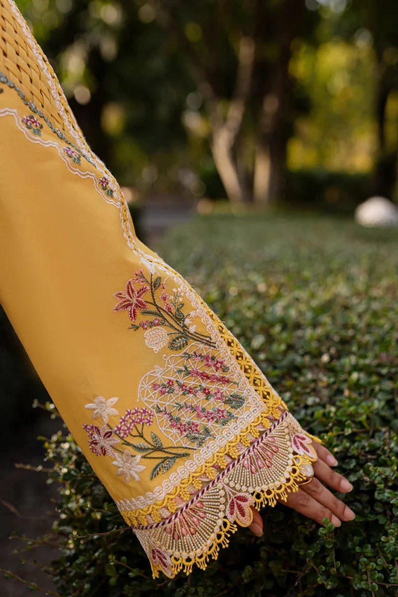 Qalamkar | Q Line Lawn 25 | QM-10 Olena - Aqsa Fabrics