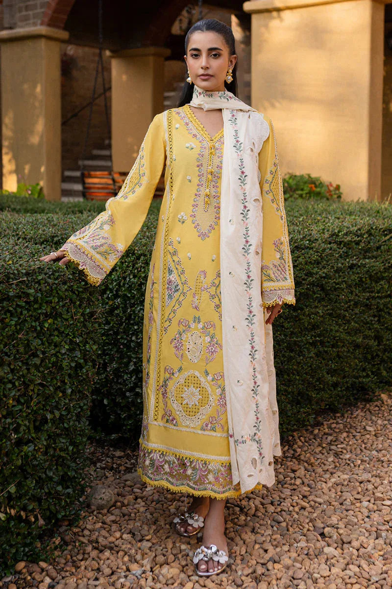 Qalamkar | Q Line Lawn 25 | QM-10 Olena - Aqsa Fabrics
