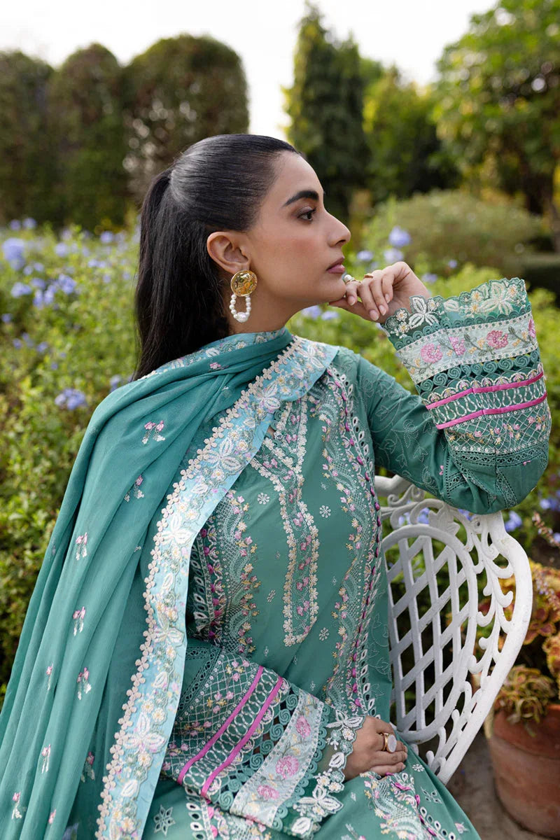 Qalamkar | Q Line Lawn 25 | QM-06 Omi - Aqsa Fabrics
