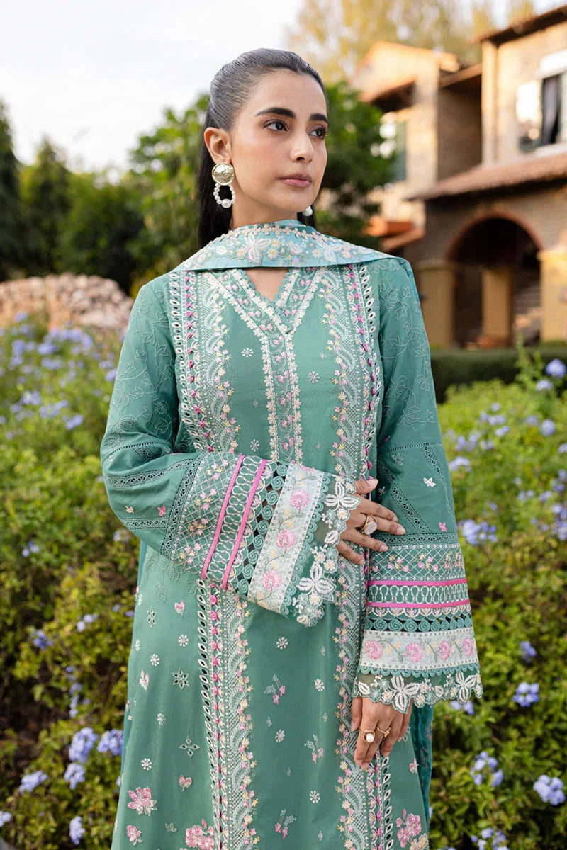 Qalamkar | Q Line Lawn 25 | QM-06 Omi - Aqsa Fabrics