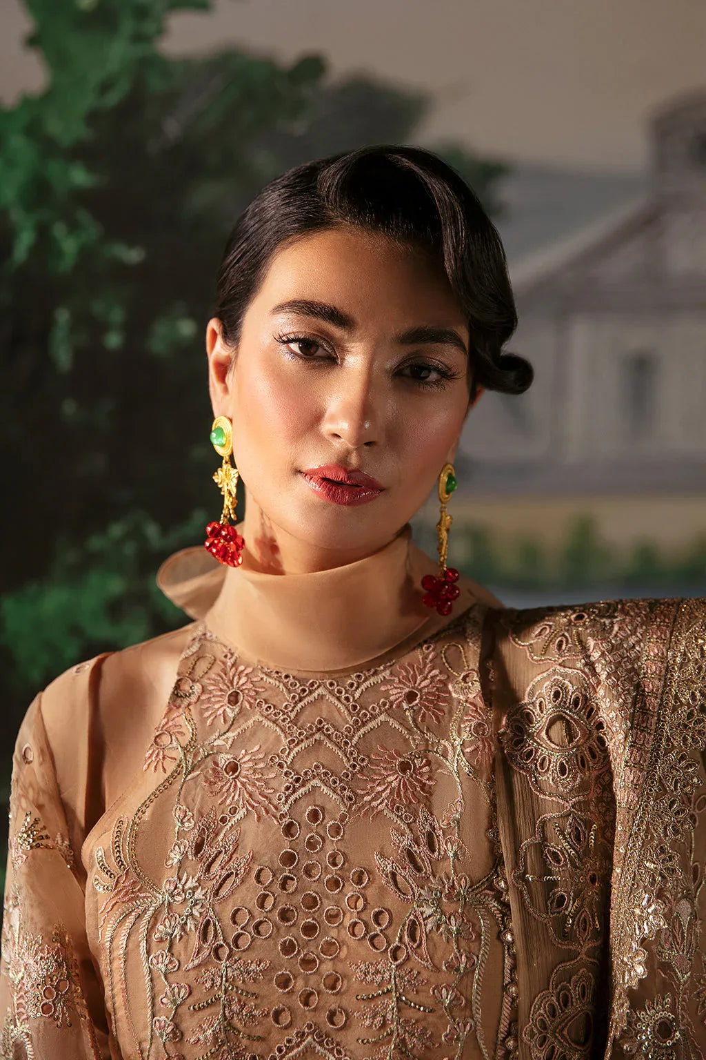 Afrozeh | La Fuchsia Festive 24 | Reese - Aqsa Fabrics